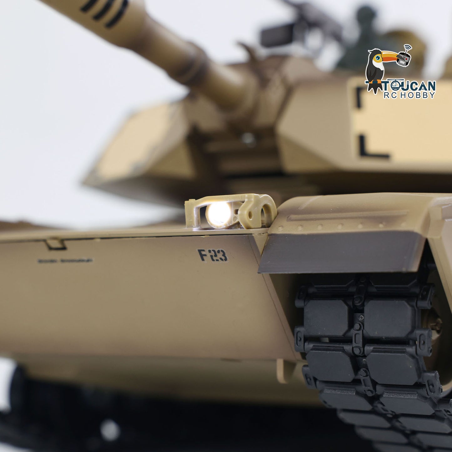 Henglong 1/16 7.0 USA M1A2 Abrams RTR RC Tank Model 3918 Barrel Recoil 360 Degrees Turret Steel Gearbox First Person View