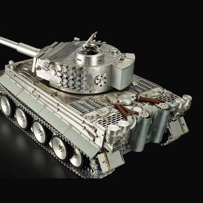 Henglong 1/6 Scale Full Metal German Tiger I RTR RC Tank 3818 Tracks Barrel Recoil 360Degrees Turret Radio controller Battery Charger